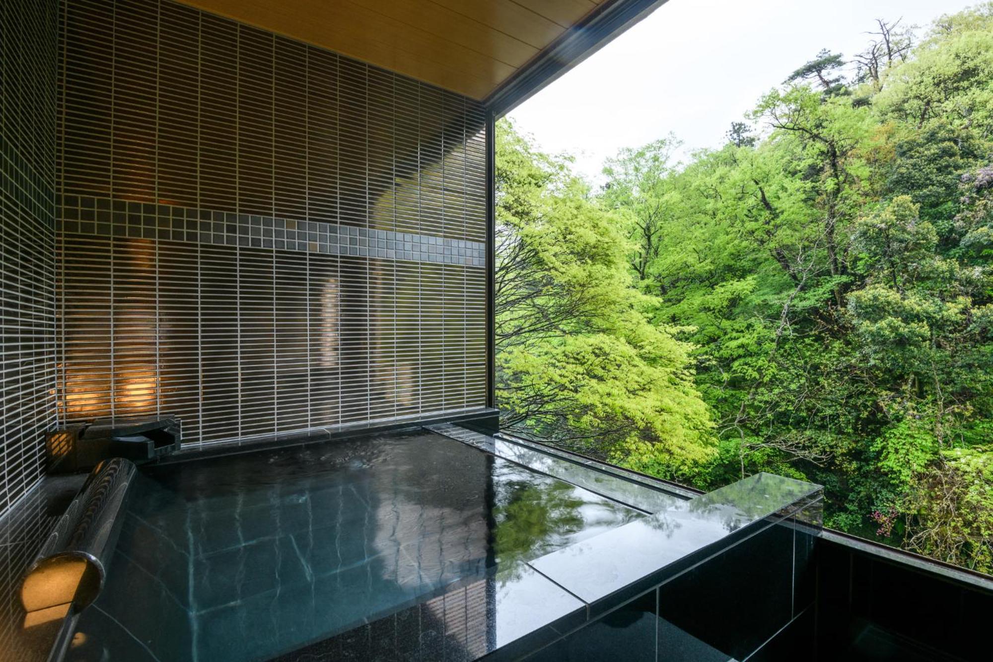 Отель Shirasagiyu Tawaraya Кага Экстерьер фото